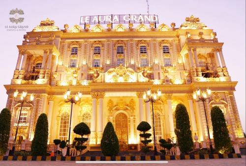Hotel Le Aura Grand opp DHA Rahbar Defence Road