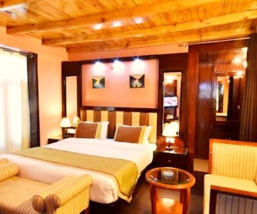 Hotel Legacy