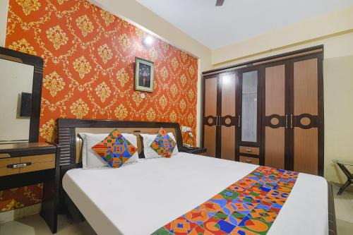 Hotel Maadhavam Residence