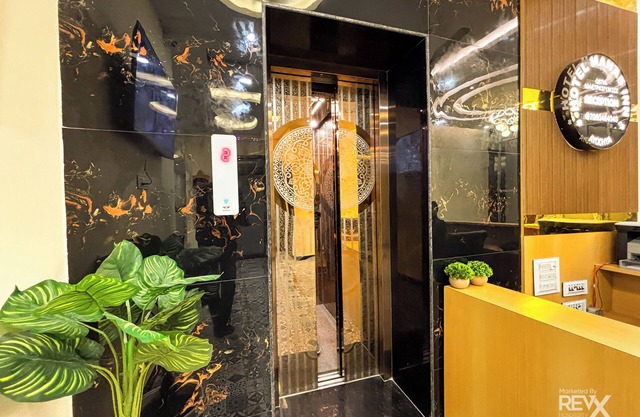 Hotel Manas Inn