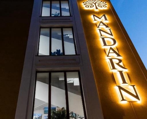 Hotel "Mandarin Clubhouse"