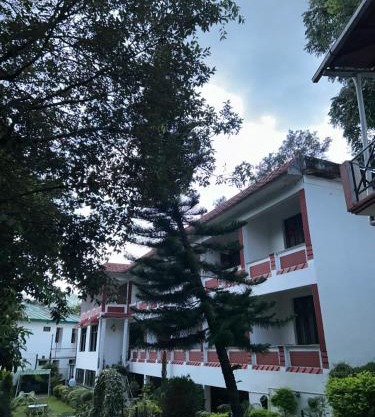 Hotel Maya Regency