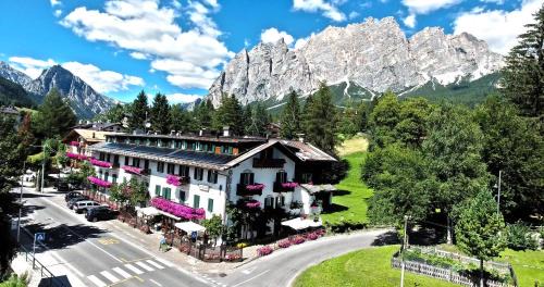 Hotel Menardi