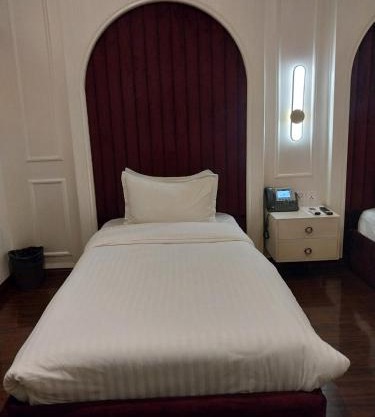 Hotel MERIDIAN