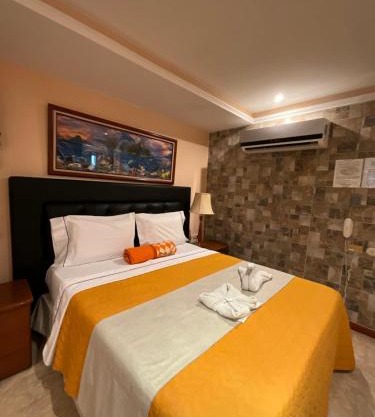 HOTEL MUEVETE POR VARGAS