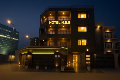 Hotel Noida Business Suites