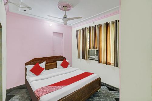 Hotel O Crown Continental