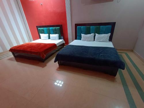 Hotel O Home Shri Hari Lodge Homestay
