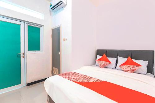 Hotel O J&b Room Utan Kayu