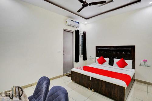 Hotel O Meerut Central College Formerly Saffron