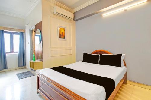 Hotel O Sahasra Residency Near Nexus Hyderabad