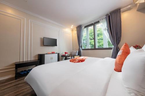 Hotel Omina Hanoi Travel