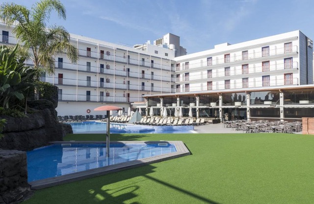 Hotel Papi Blau