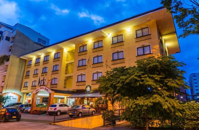 Hotel Pinares Plaza