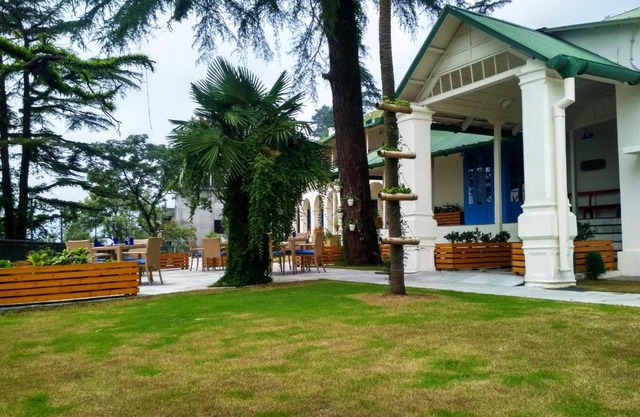 Hotel Pine Retreat Mallroad