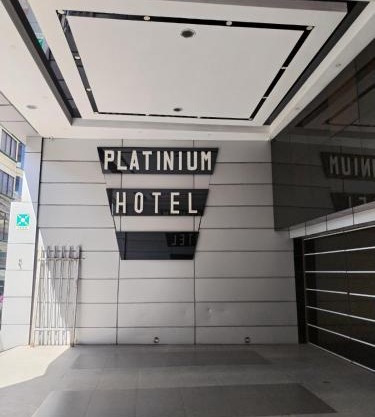 HOTEL PLATINIUM