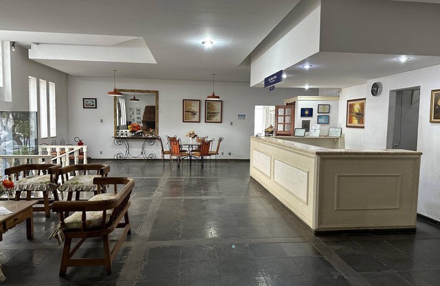 HOTEL PLATINO