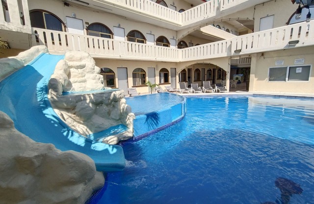 Hotel Playa de Oro