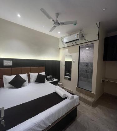Hotel Powai Palace