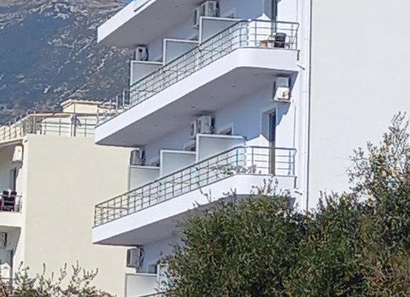 Hotel Prinos