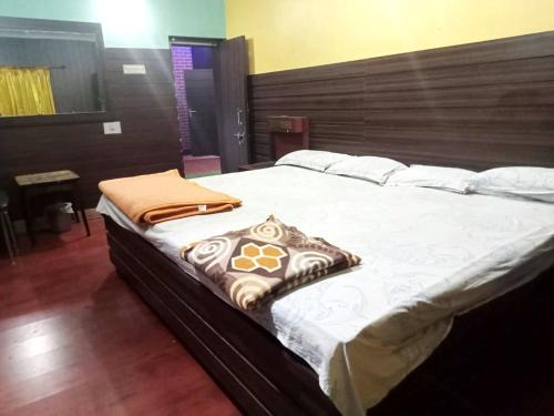 Hotel #PVR# In Front Of Railway Station