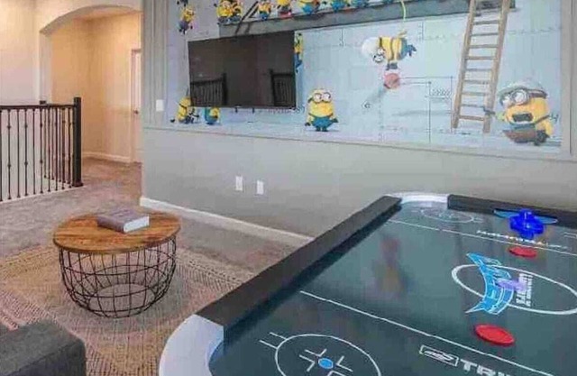 Hotel - Quality Comfort Ideal Location - Fantasy Villa