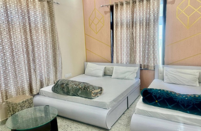 Hotel Rameshwaram Palace