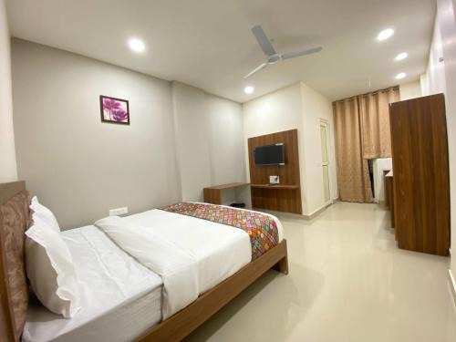 Hotel Red Rose