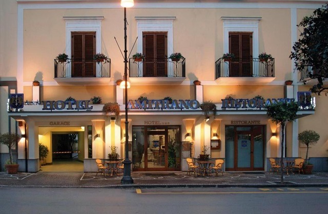 Hotel Ristorante Amitrano