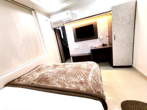 Hotel RN Residency - Near Prem Mandir Vrindavan