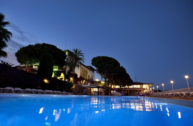 Hotel Roger de Flor Seleqtta