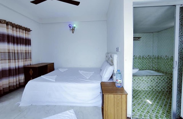 Hotel Royal Beach & Restaurant