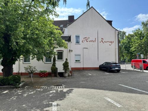 Hotel Runge 24 7 Check In & Free Parking