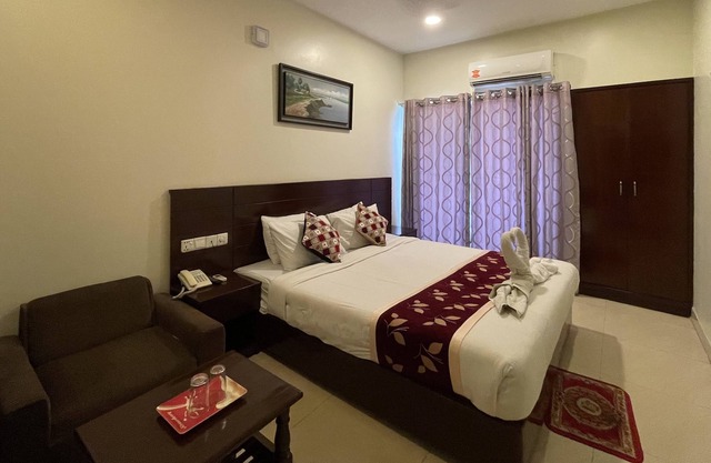 Hotel Sea Cox - Deluxe Couple Room - Non AC