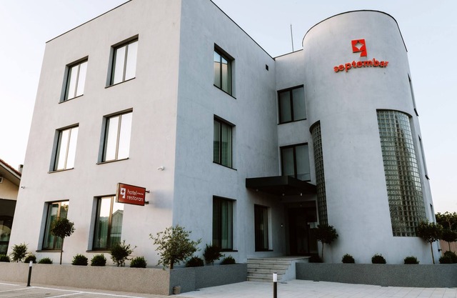 Hotel septembar
