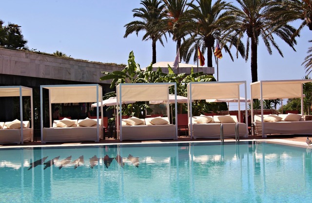 Hotel Serrano Palace