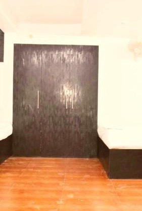Hotel shiva home