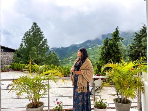 Hotel Shiva Lake Mussoorie - 360 Degree View - Free Parking
