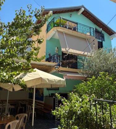 Hotel Shqiponja