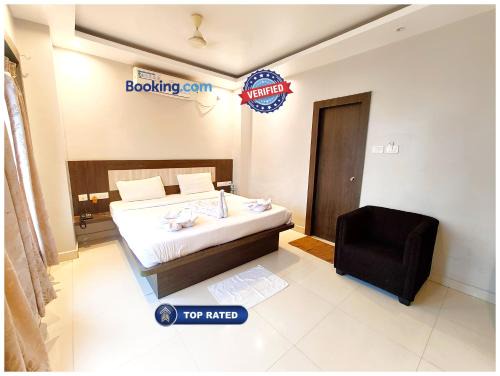 Hotel Shree Gajanana Puri Near Sea Beach -Hotel-at-Prime-Location Spacious-Room - Restaurant & Lift Facilities