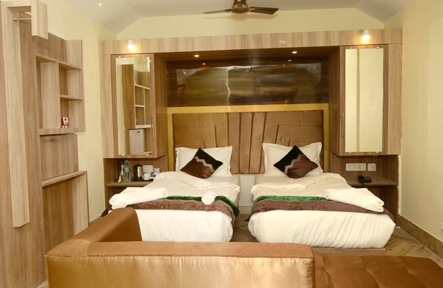 Hotel Shreesh Kolkata