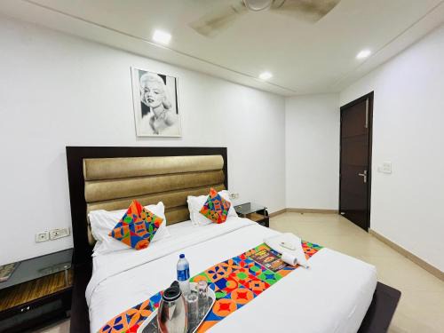 Hotel Smart Stay -Malviya Nagar Metro