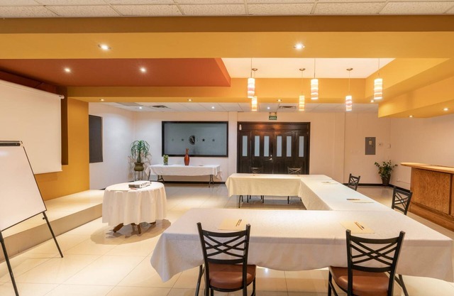 Hotel Sntenario