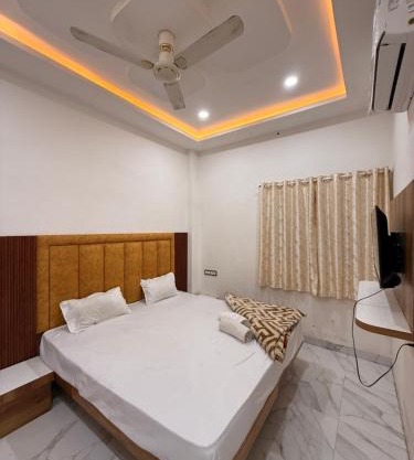 Hotel Tathaastu Palace