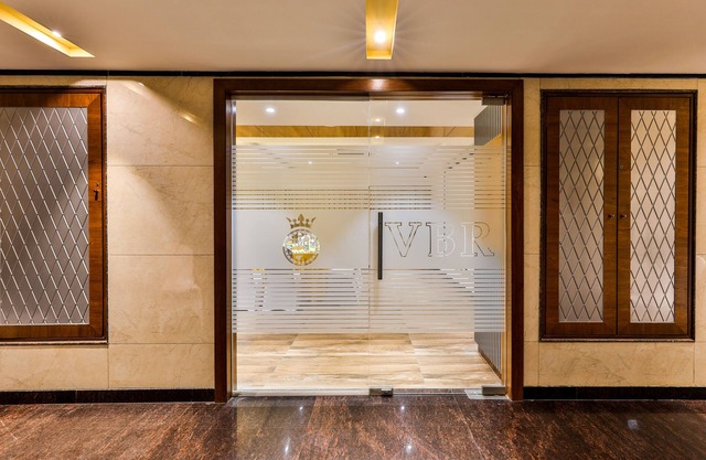 HOTEL VBR GRAND INN