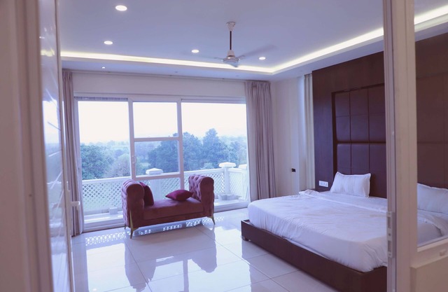 Hotel Veera