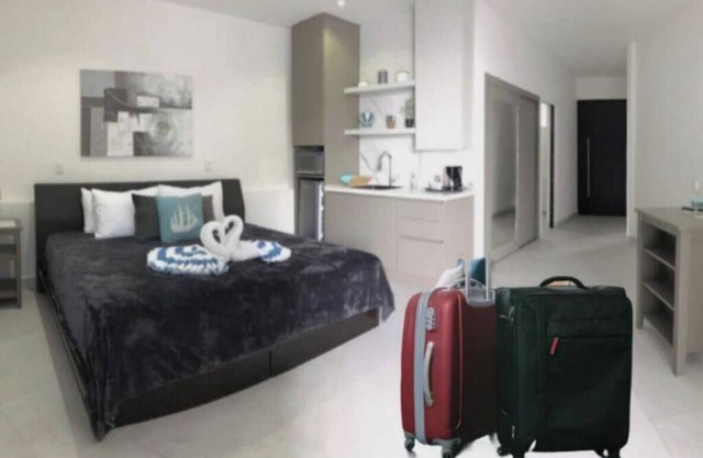 Hotel VOS!
