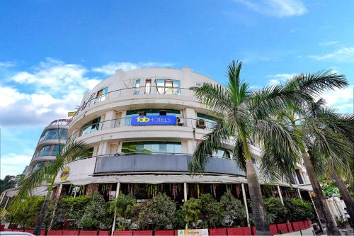 Hotel White House - Nr MIDC Khargar