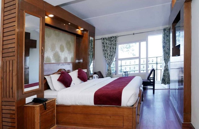HOTEL WOODPARK