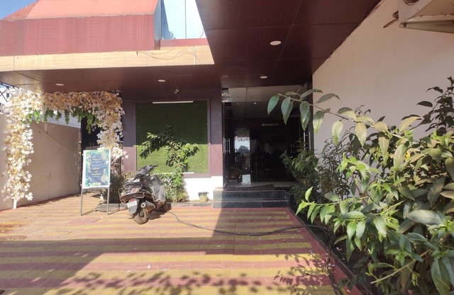 Hotel Yash Raj